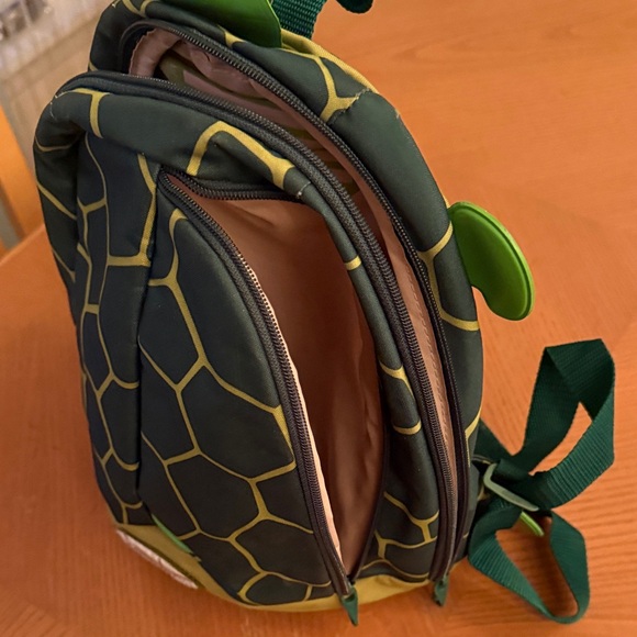 Samsonite Turtle Shell Kids Backpack - Picture 4 of 6